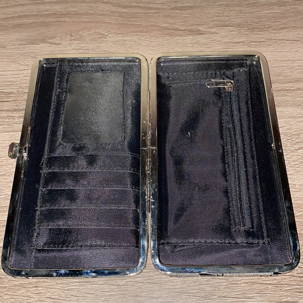 Glitter Ribbon Wallet - Picture 4 of 4